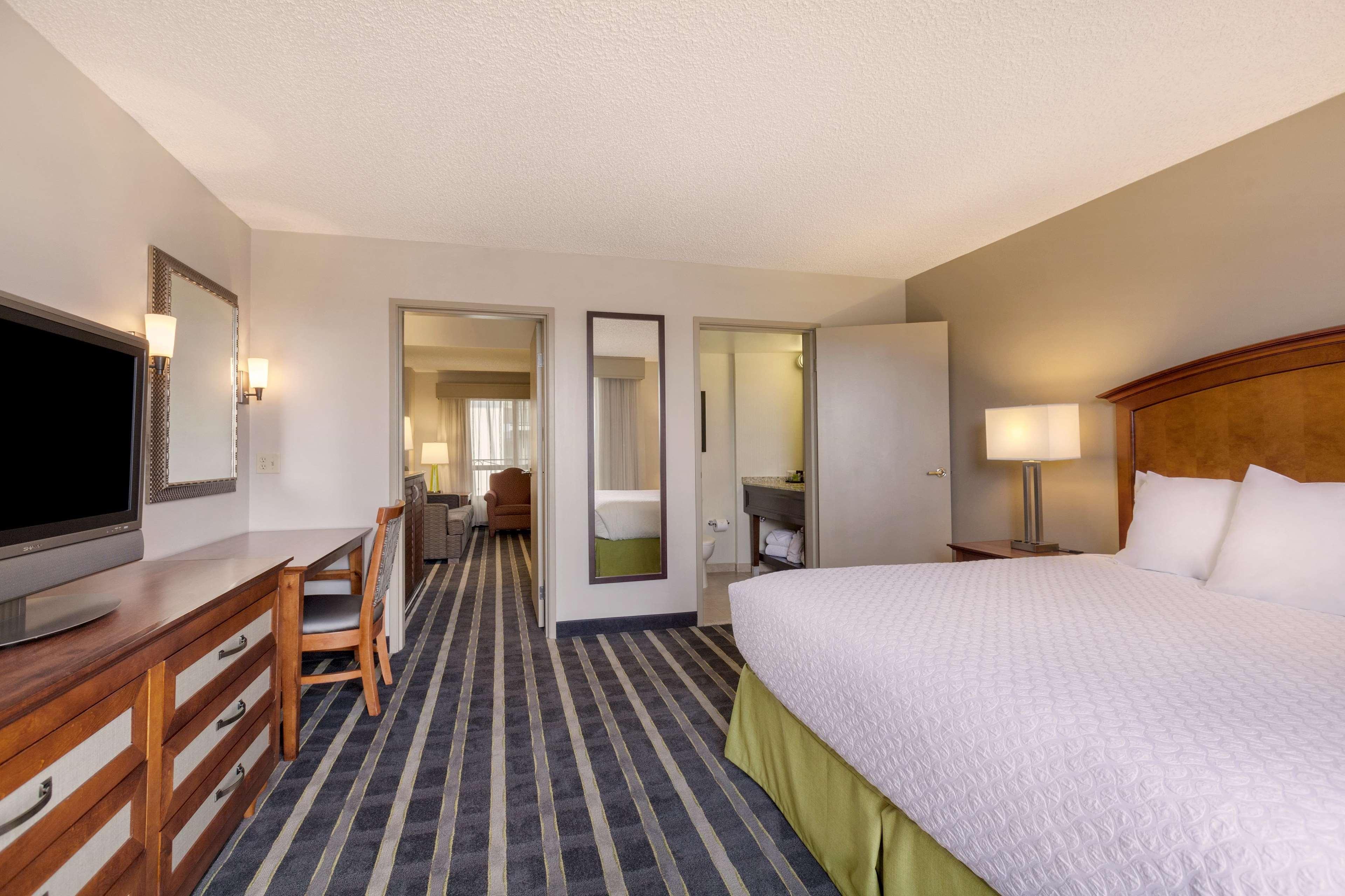 Embassy Suites San Francisco Airport - Waterfront Burlingame Exterior photo
