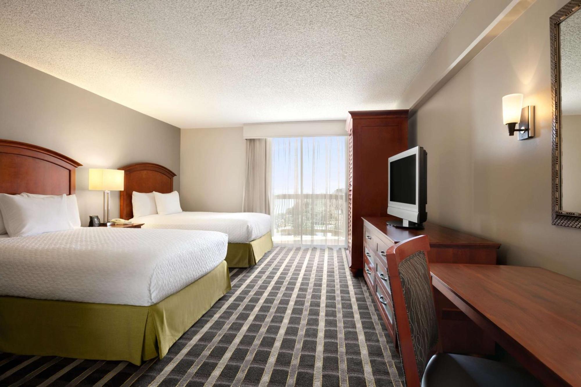 Embassy Suites San Francisco Airport - Waterfront Burlingame Exterior photo