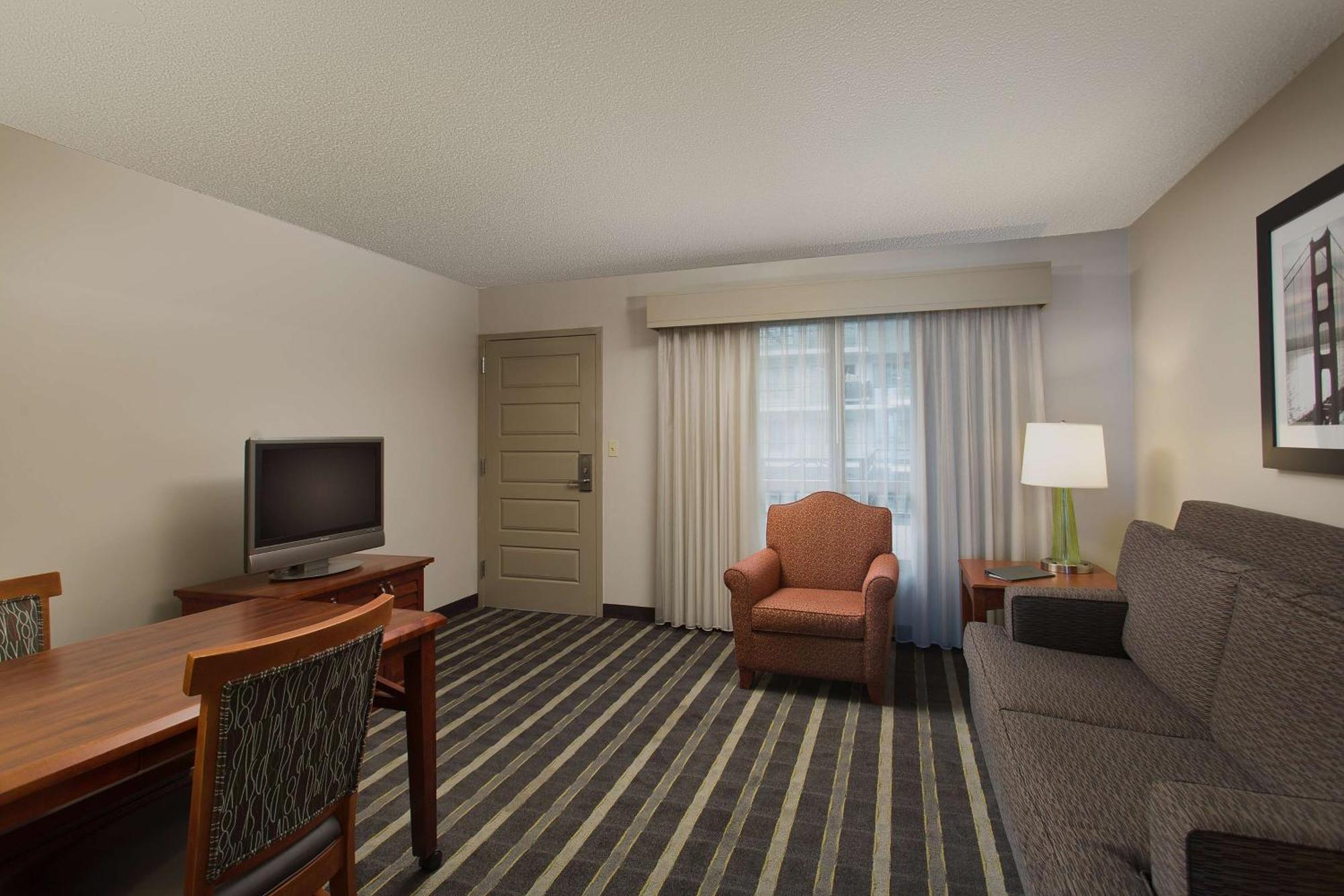 Embassy Suites San Francisco Airport - Waterfront Burlingame Exterior photo