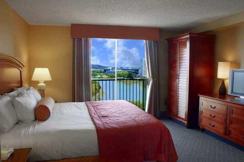 Embassy Suites San Francisco Airport - Waterfront Burlingame Room photo